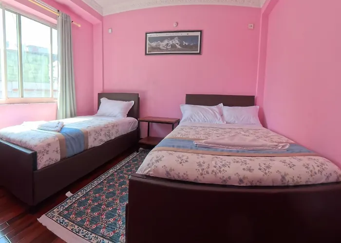 Homemandu Apartament *