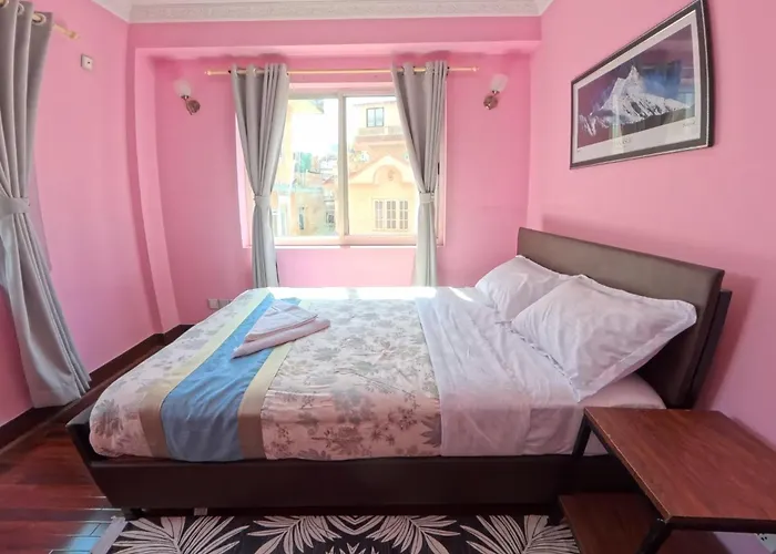 Homemandu Apartament